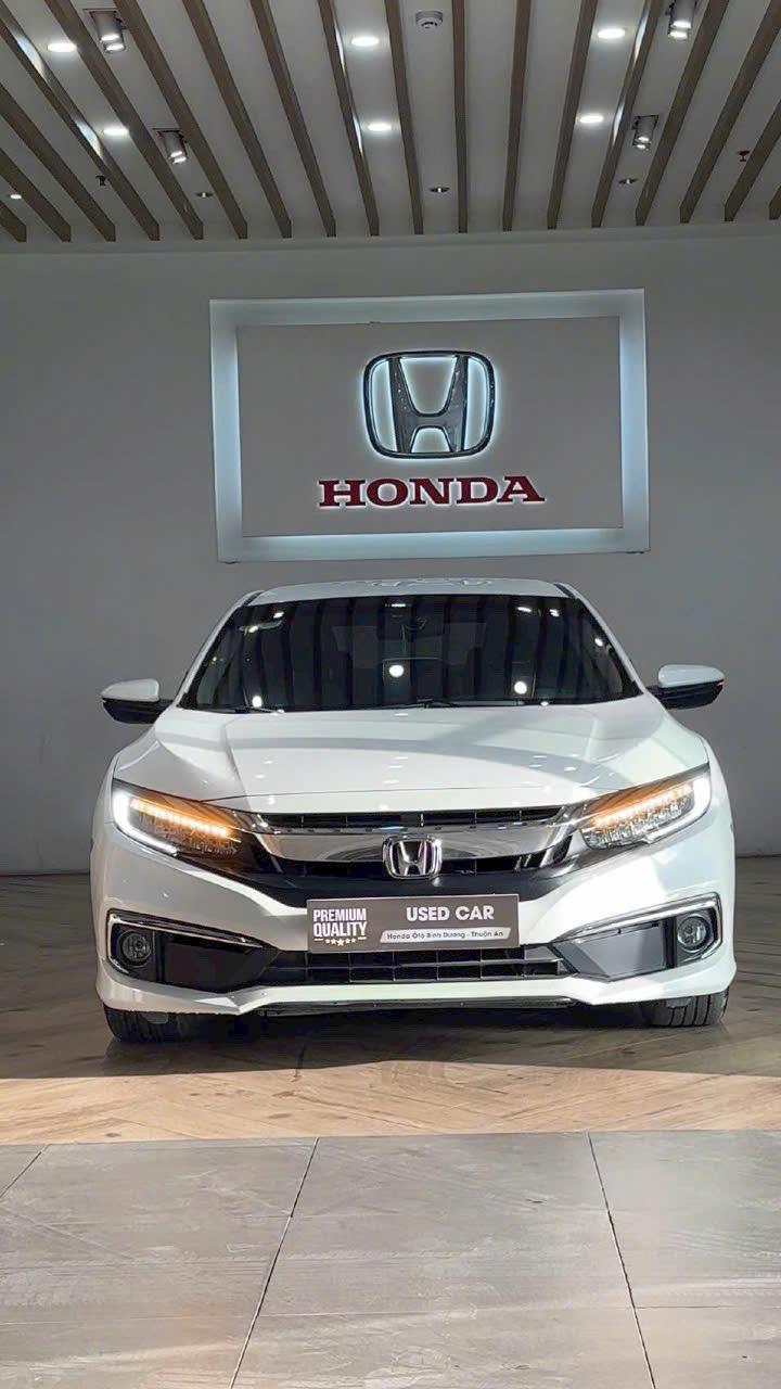 Civic G Trắng  2021